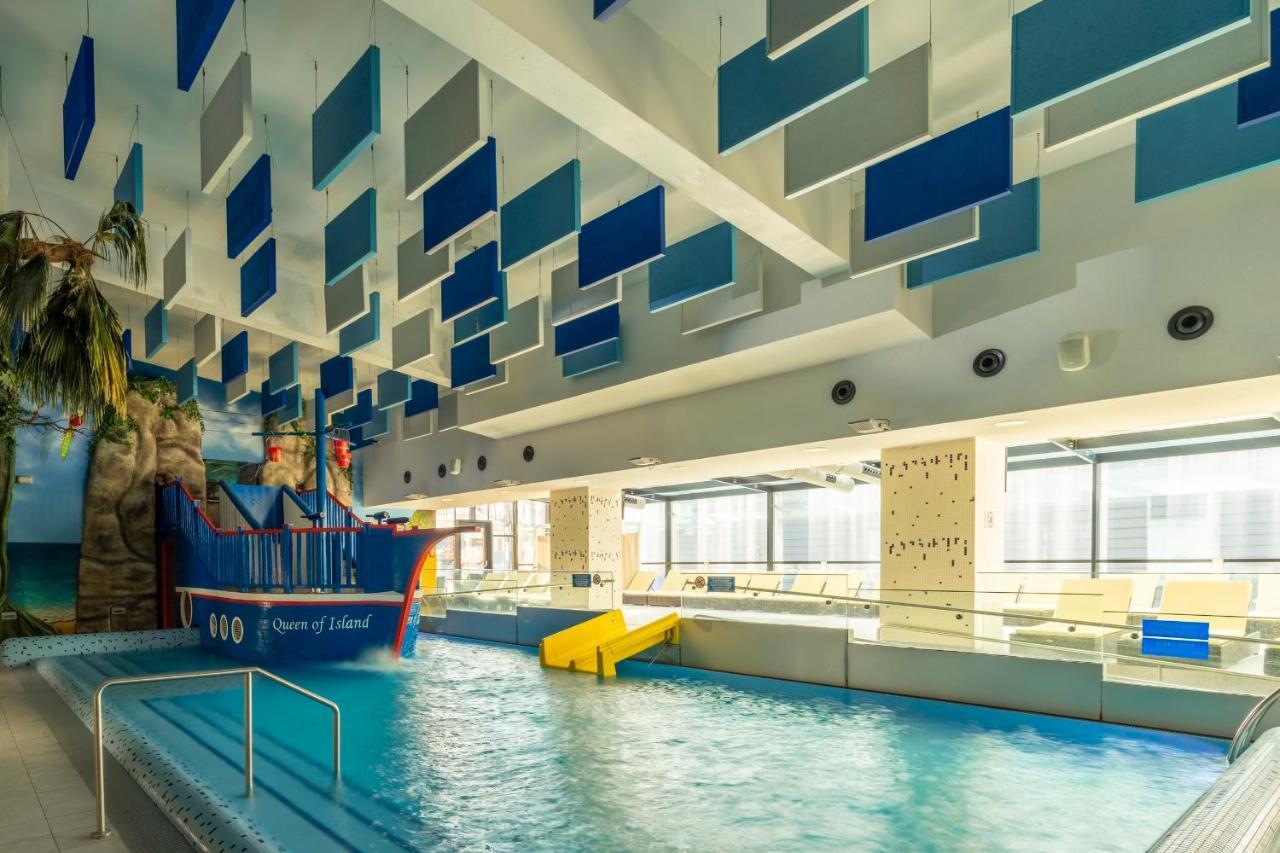 Hotel Aquacity Seasons Poprad Luaran gambar