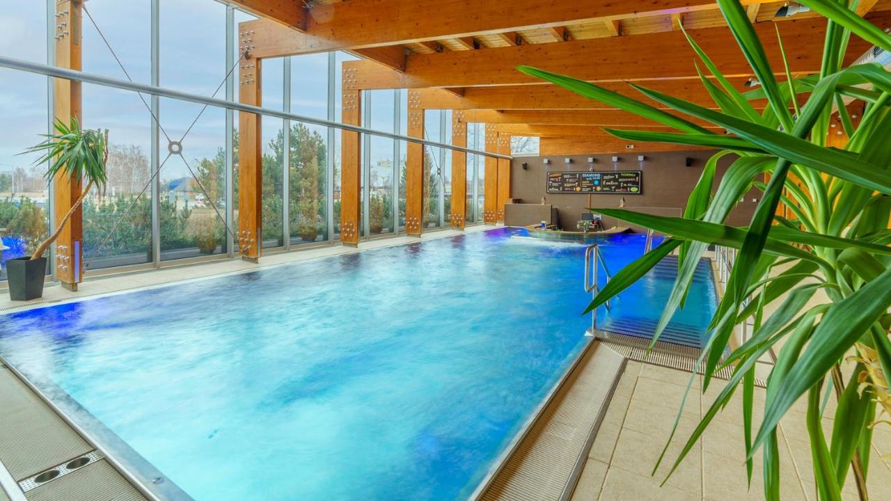 Hotel Aquacity Seasons Poprad Luaran gambar