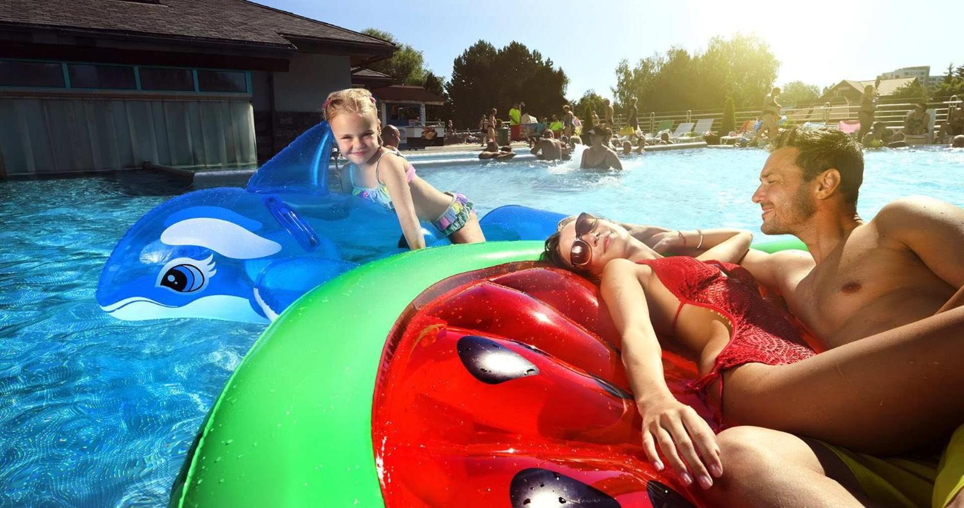 Hotel Aquacity Seasons Poprad Luaran gambar