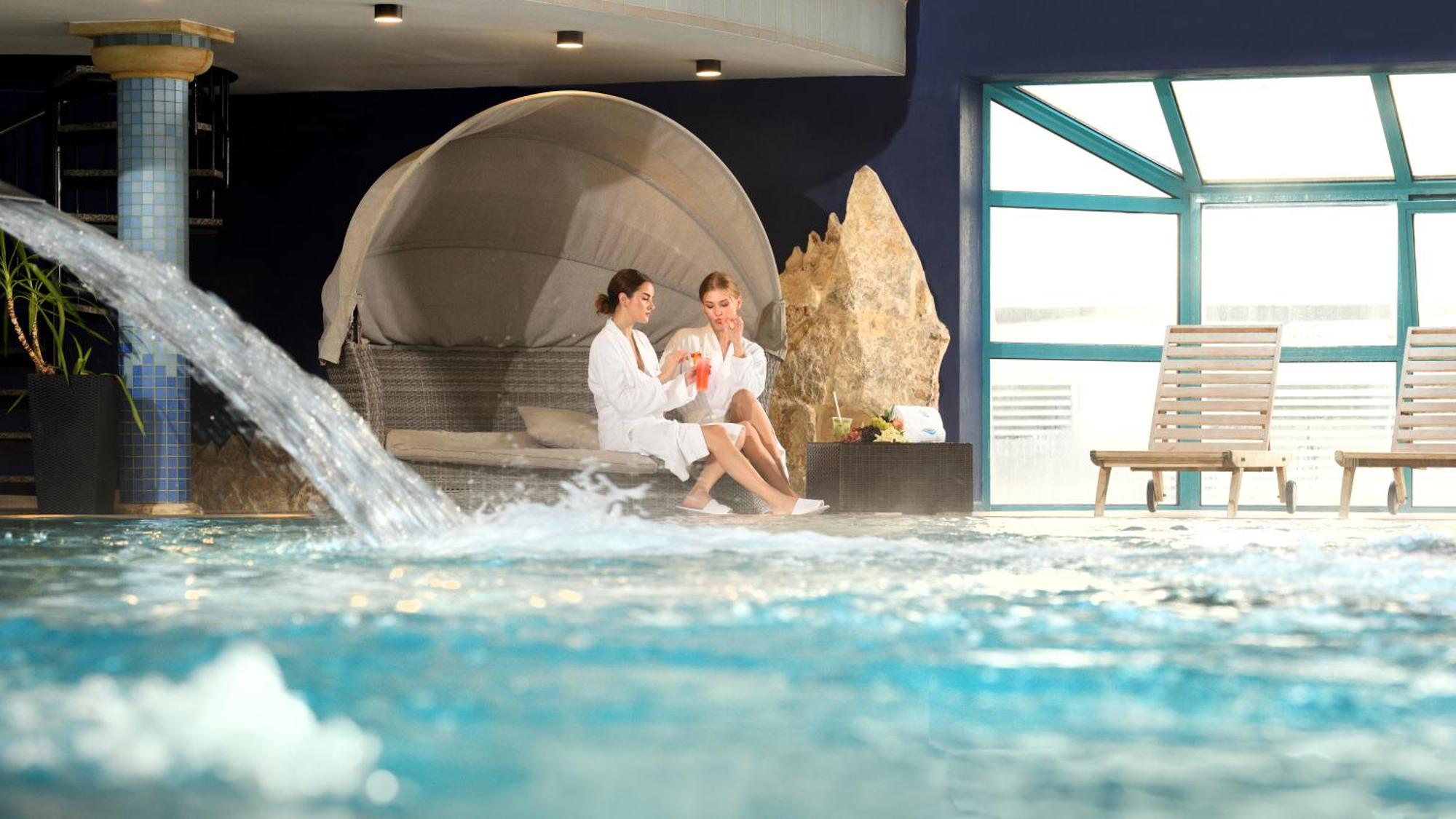 Hotel Aquacity Seasons Poprad Luaran gambar