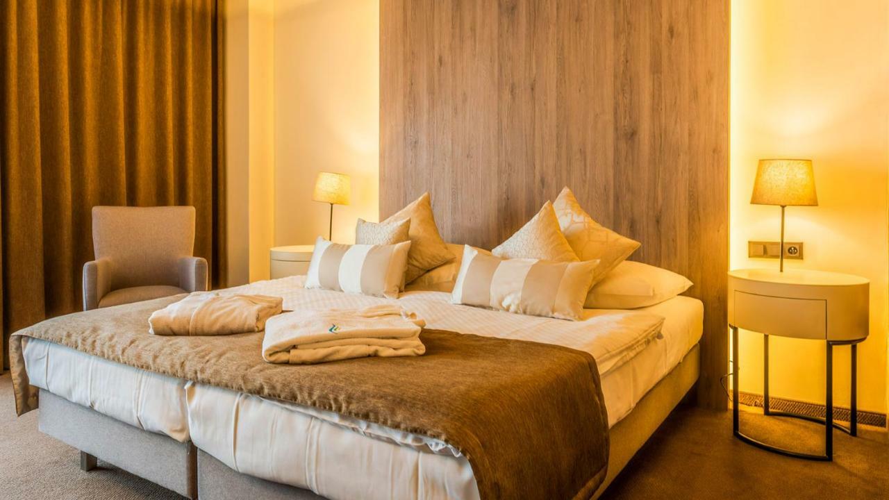 Hotel Aquacity Seasons Poprad Luaran gambar