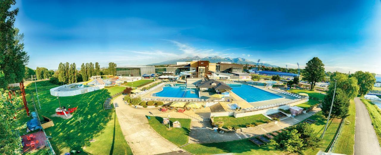 Hotel Aquacity Seasons Poprad Luaran gambar